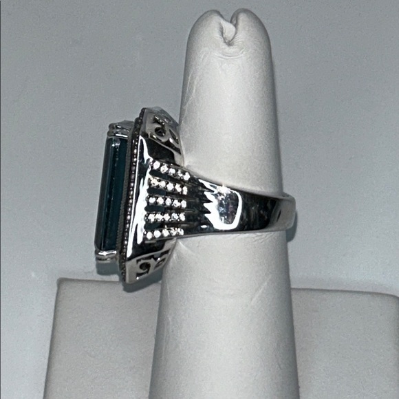 NWOT Genuine Square London Blue Topaz White Topaz Halo  Gemstone Designer Ring - Picture 4 of 9